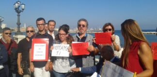 Puglia, sit-in genitori studenti disabili
