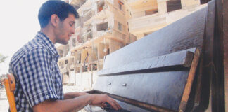 Il pianista di Yarmouk in tour in Italia, a partire dalla Puglia