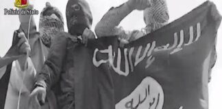 Terrorismo, inneggiava al Daesh