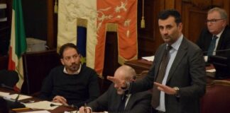 Consiglio comunale, manca il numero legale: salta il no all’inceneritore
