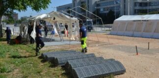 Palagiustizia inagibile, smantellata la tendopoli