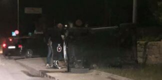 Auto contro muretto a Capitolo: muore una 21enne