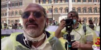 “Riaprire per far cosa”, il settore della fotografia in piazza tra Bari e Roma per chiedere interventi concreti