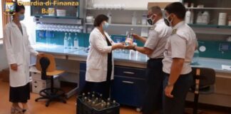Alcol di contrabbando sequestrato e devoluto in beneficenza alla farmacia del “Di Venere”