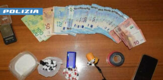 Cocaina in casa, arrestato un 21enne