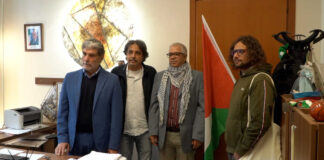 Bandiera palestinese sulla facciata del Municipio di Ruvo: lo spostamento che mette a tacere le polemiche
