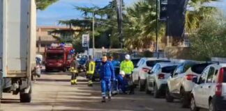 Esplosione in una palazzina a Ruvo, fuori pericolo i coniugi coinvolti: scoppio avvenuto dal basso, evacuata l’intera zona