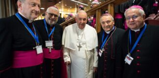 Morte Papa Francesco, i vescovi pugliesi: «La sua eredità spirituale e pastorale rimarrà un faro luminoso»