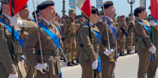 L’Esercito Italiano spegne 164 candeline: sul lungomare di Bari la cerimonia militare