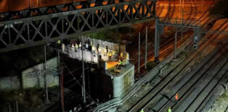 FAL rimuove il vecchio ponte di ferro in via Brigata: ecco il nuovo ponte d’acciaio