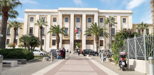 Aggressione a personale medico del Policlinico, arrestato un 61enne