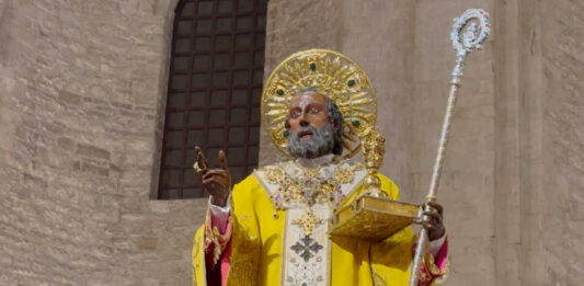 Bari festeggia San Nicola tra spiritualità, tradizione e riti popolari