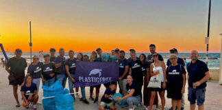 Aperitivo ecologico e clean-up sulla spiaggia di Pane e Pomodoro a Bari