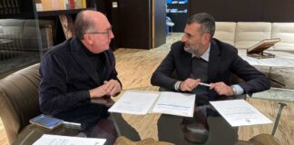 Puglia, Decaro firma il provvedimento sulle liste d’attesa: ambulatori aperti anche di sabato e domenica