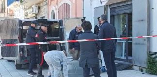 Carbonara, il cadavere di un 68enne trovato all’interno di un negozio cinese