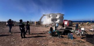 Costa Sud, completata la demolizione di due ruderi