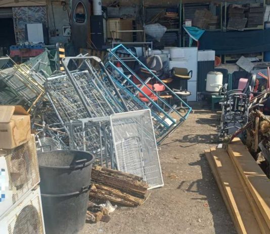 Uno “svuota cantine” ammassava i rifiuti in una discarica da 740 metri quadrati: denunciato