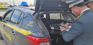 Lavoro “nero” e irregolare in un lido di Monopoli, multa da 50mila euro
