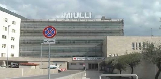 Bimba di 18 mesi morta per un’infezione dopo la nascita: nuove indagini