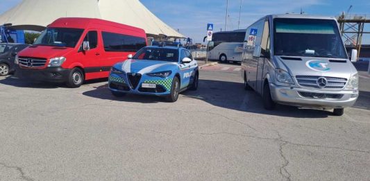 Controlli al porto di Bari: sanzionati 9 autotrasportatori dall’Albania